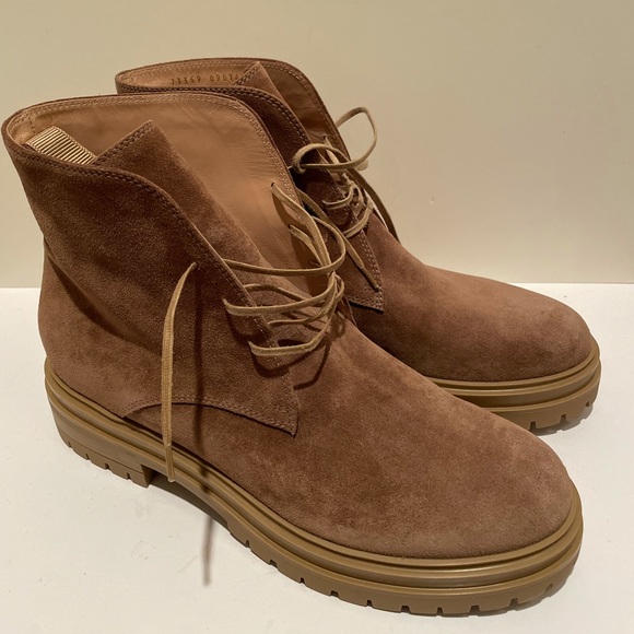 Gianvito Rossi Other - Gianvito Rossi Tan Suede Boots Size 9